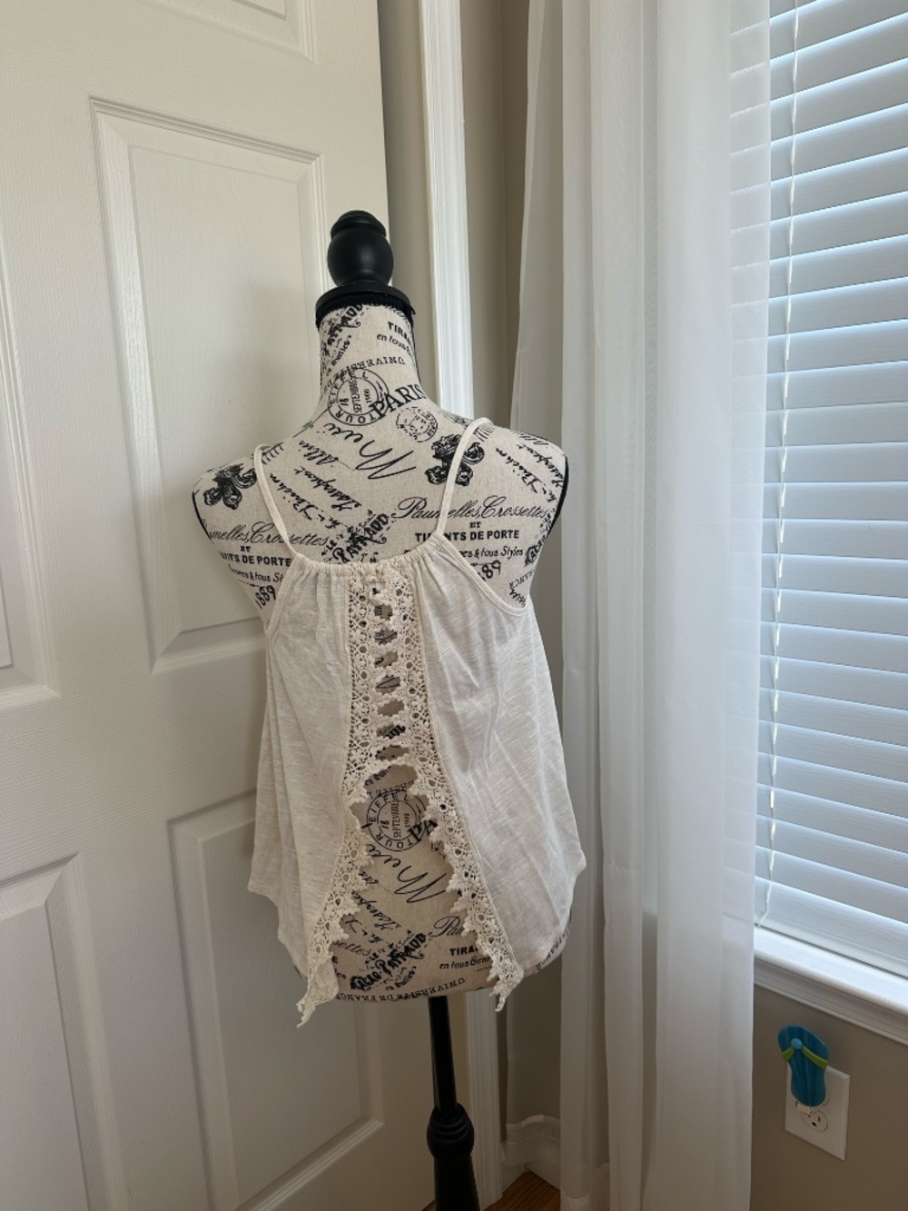 Open Back Tank Top - Picture 3 of 7